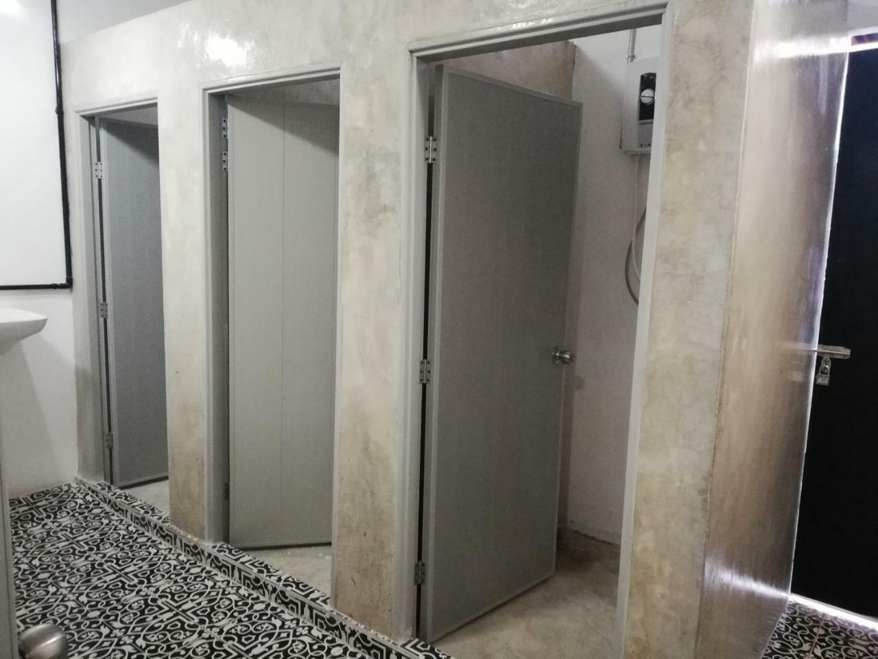 צ'יאנג ריי Sofia Hostel מראה חיצוני תמונה