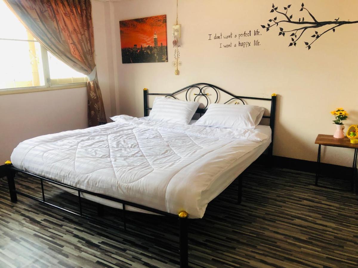 צ'יאנג ריי Sofia Hostel מראה חיצוני תמונה